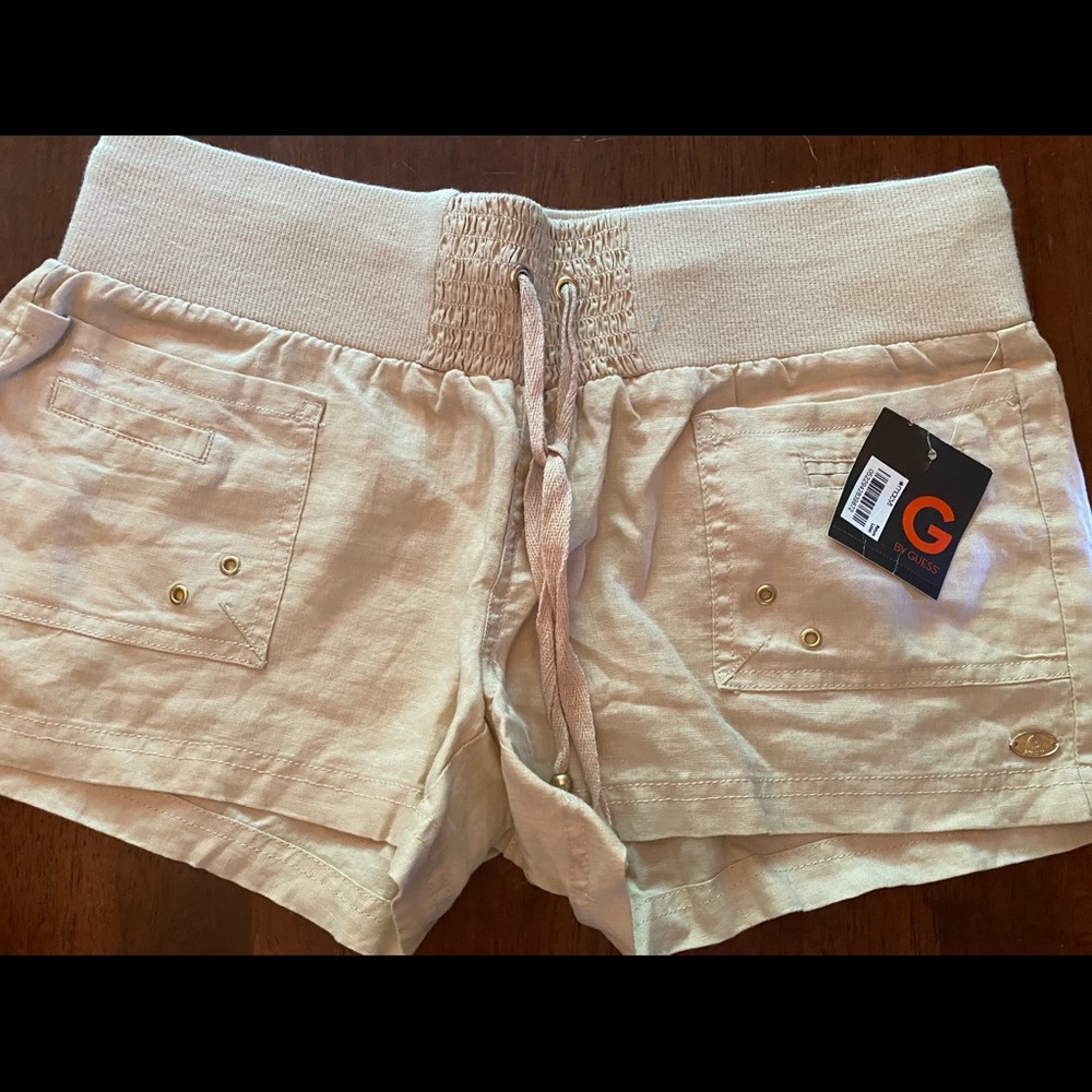 Guess Kaki Shorts